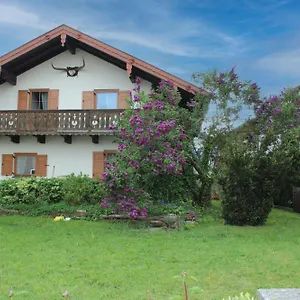 Ferienhaus Mit Garten Fuer Bis Zu 6 Personen